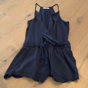 Bella Dahl Shorts - Bella Dahl romper with pockets Bella Dahl Shorts - Bella Dahl romper with pockets